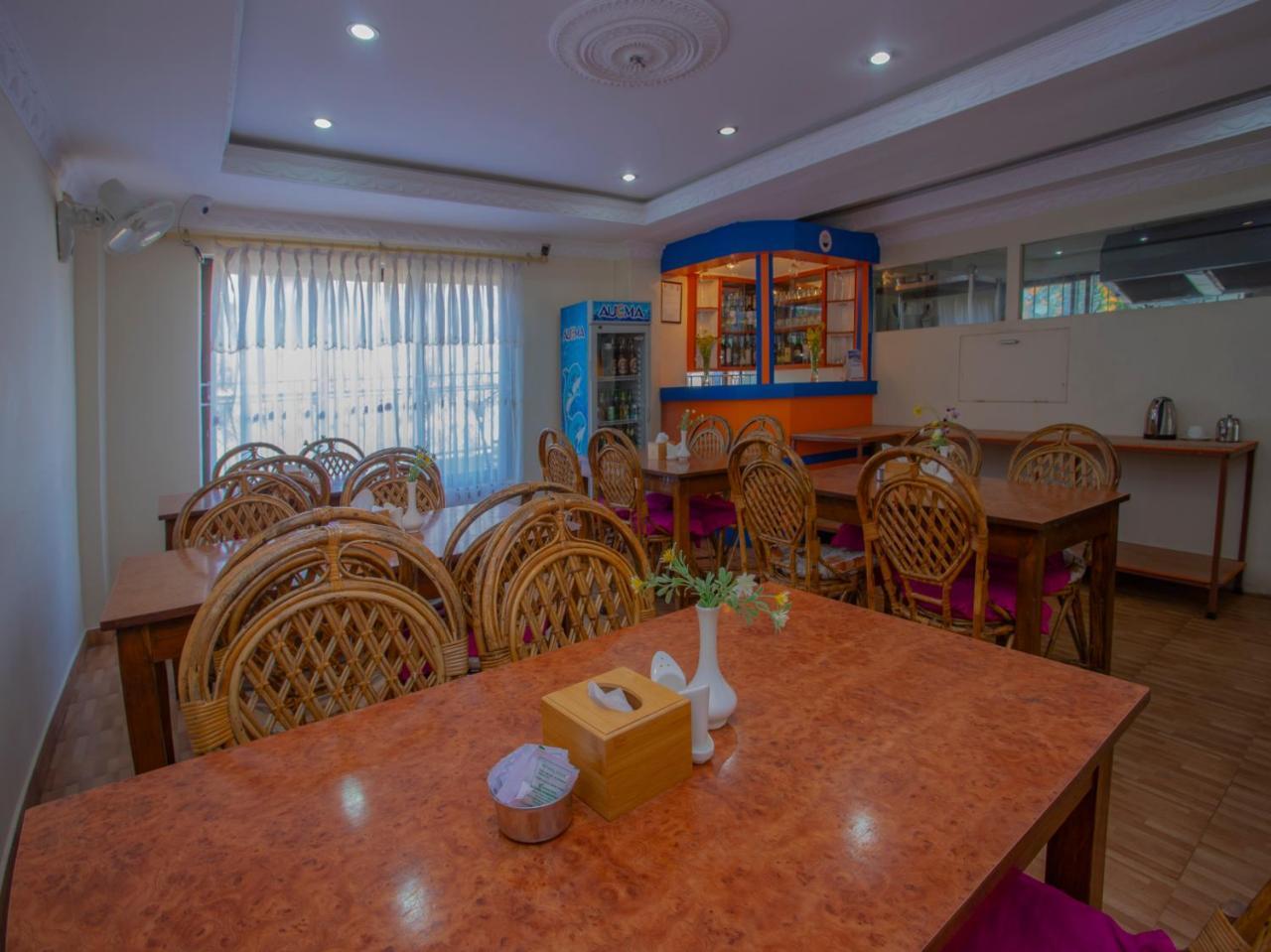 Hotel Garuda Inn Pokhara Extérieur photo
